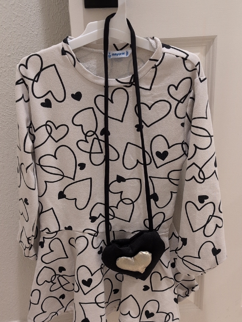 Kids Mayoral Black & White Heart Print Peplum Top with Heart Pouch Size 7
